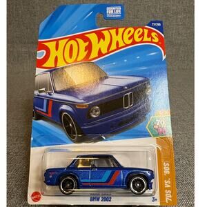 Hot Wheels 2025 BMW 2002 77/250